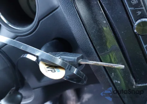 2009 Dodge Challenger R/T z USA, uszkodzony, nr VIN 2B3LJ54T19H588447